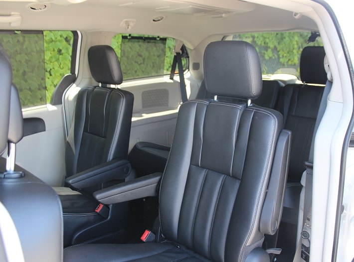Minivan Rentals In New York Spacious And Affordable Minivans