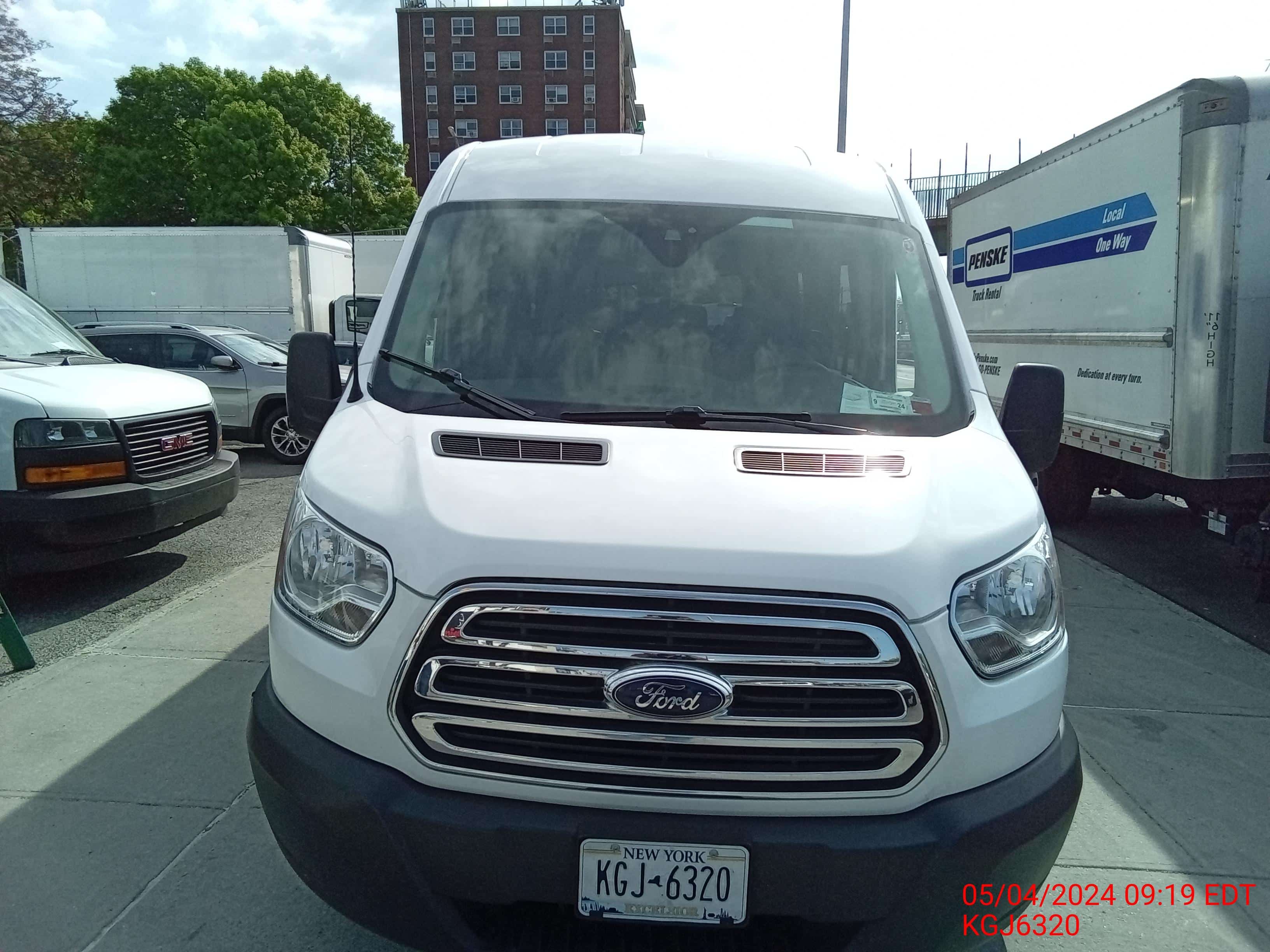 2019 Ford Transit 1923