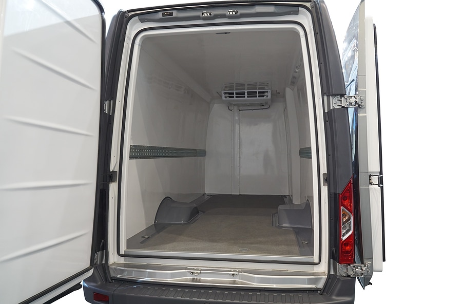 3 Ways to Maintain the Temperature in a Refrigerated Van